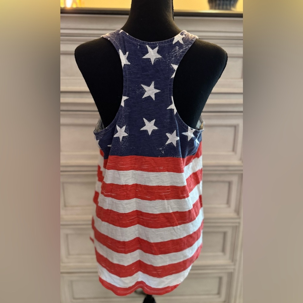 NWOT Old Navy American Flag - Stars and Stripes Tank Top - Large - Picture 4 of 5